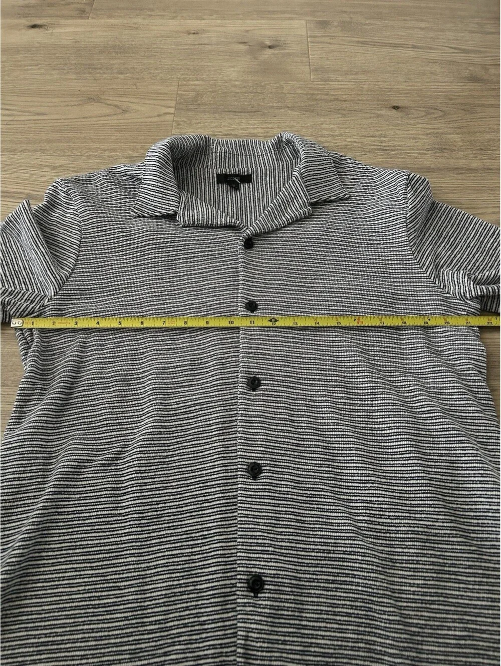 J Crew Men's Textured Camp Collar Knit Shirt In Stripe Short Sleeve Small